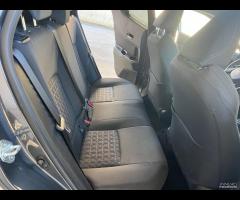 Toyota C-HR 1.8 Hybrid E-CVT Business - 14