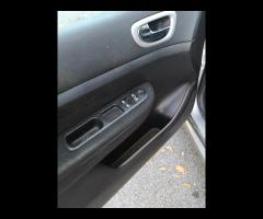 Peugeot 307 1.6 benz 109cv SW - 2005 - 8