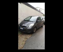 Toyota Yaris 1.3 Benz 101cv - Garanzia 12 Mesi