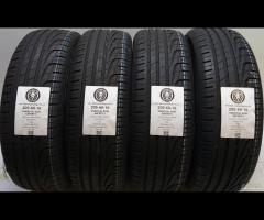 4 GOMME 205 60 16 UNIROYAL A58558