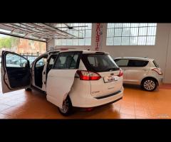 Ford C-Max 1.6 TDCi 115CV Plus - 11
