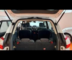 Ford C-Max 1.6 TDCi 115CV Plus - 12