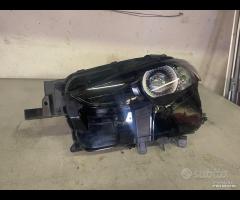 Faro - fanale anteriore sx Mazda CX-30 2025