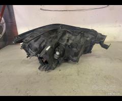 Faro - fanale anteriore sx Mazda CX-30 2025