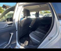 Polo VI 2017 5p 1.0 tsi Comfortline 95cv - 9