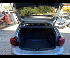 Polo VI 2017 5p 1.0 tsi Comfortline 95cv - 14