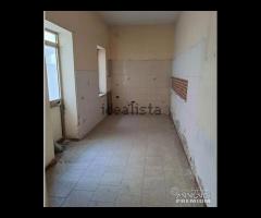 Soluzione intera da ristrutturare a San Cipriano