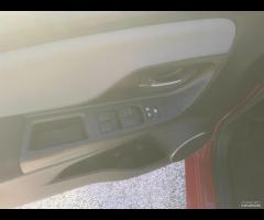 Toyota Yaris 1.0 5 porte Lounge - 10