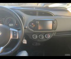 Toyota Yaris 1.0 5 porte Lounge - 13