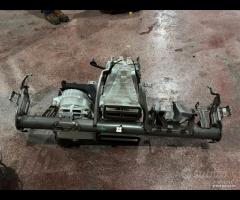 Ricambi disponibili convogliatore Opel corsa 2017.