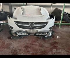 Ricambi parte anteriore Opel corsa 2017.