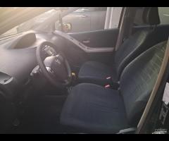 Toyota Yaris 1.4 Diesel unico prop 2006 - 16