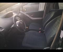 Toyota Yaris 1.4 Diesel unico prop 2006 - 17