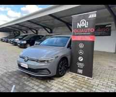 Volkswagen Golf 2.0 tdi R-Line 150cv dsg