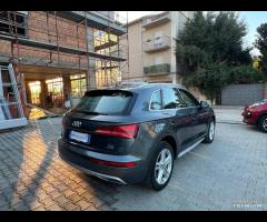 Q5 40 2.0 tdi Busines Sport quattro 190cv s-tronic