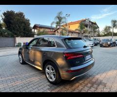 Q5 40 2.0 tdi Busines Sport quattro 190cv s-tronic