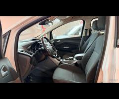 Ford C-Max 1.6 TDCi 115CV Plus - 9