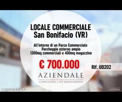 LOCALE COMMERCIALEAMPIA METRATURA
