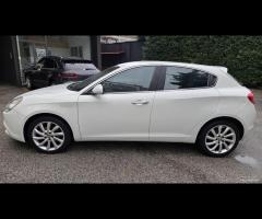 Alfa Romeo Giulietta 1.6 JTDm-2 105 CV Exclusive - 8