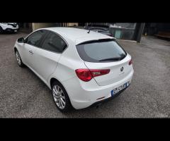 Alfa Romeo Giulietta 1.6 JTDm-2 105 CV Exclusive - 12