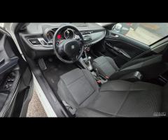 Alfa Romeo Giulietta 1.6 JTDm-2 105 CV Exclusive - 13