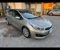 Kia Ceed cee'd 1.6 CRDi 110 CV 5 porte Active - 9