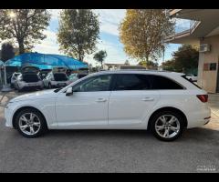 Audi A4 2.0 TDI 150 CV ultra - Automatica