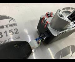 INTERRUTTORE DI AVVIAMENTO CON 2 CHIAVE / ANTIFURT - 8