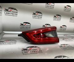 FARO FANALE STOP POSTERIORE DESTRA NISSAN QASHQAI