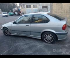 BMW 316 E36 compact 1999 per ricambi