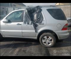 Mercedes ml 2003 270cdi per ricambi