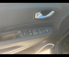 Renault Captur dCi 8V 90 CV EDC Sport Edition2 - 10