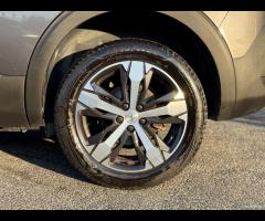 Peugeot 5008 BlueHDi 130cv Allure Pack EAT8 7 Post - 13