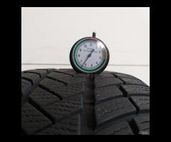 2 GOMME 225 40 18 VREDESTEIN A690