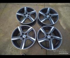 Cerchi In Lega Da 17" Per Volvo V70 - V60 - V40