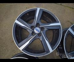 Cerchi In Lega Da 17" Per Volvo V70 - V60 - V40