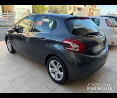Peugeot 208 1.2 VTi 82 CV 5 porte Allure ok Neop a - 5