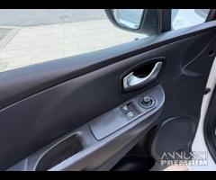 Renault Clio Sporter 1.5 dCi 8V 75CV Costume Natio - 15