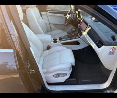 Porsche Macan 2.0 245cv PDK TETTO CERCHI 21 - 10