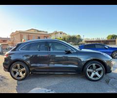 Porsche Macan 2.0 245cv PDK TETTO CERCHI 21 - 17