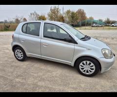 Toyota Yaris 1.0i 16V cat 5 porte neopatentati
