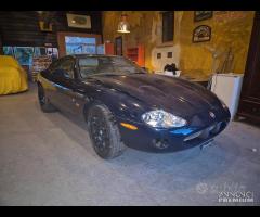 Jaguar XK8 - XK 8 - XKR Demolita - Per Ricambi - 1