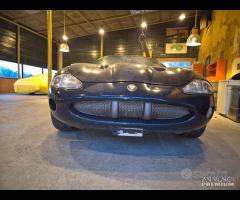 Jaguar XK8 - XK 8 - XKR Demolita - Per Ricambi - 7