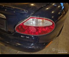 Jaguar XK8 - XK 8 - XKR Demolita - Per Ricambi - 25