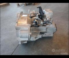 cambio manuale 6 marce audi q2 2.0tdi DXR
