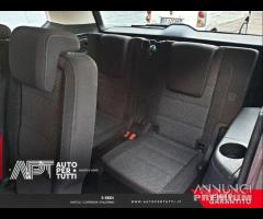 Volkswagen Touran III 2015 Diesel 2.0 tdi Bus - 11