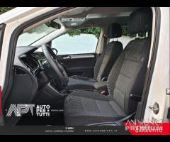 Volkswagen Touran III 2015 Diesel 2.0 tdi Bus - 18