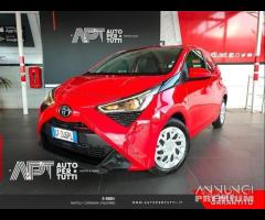 Toyota Aygo II 2018 5p 5p 1.0 x-cool 72cv