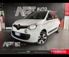 Renault Twingo 2015 Benzina 1.0 sce Zen (live - 18