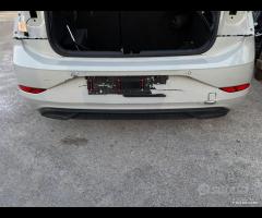 disponibile paraurti post. polo 8 2025